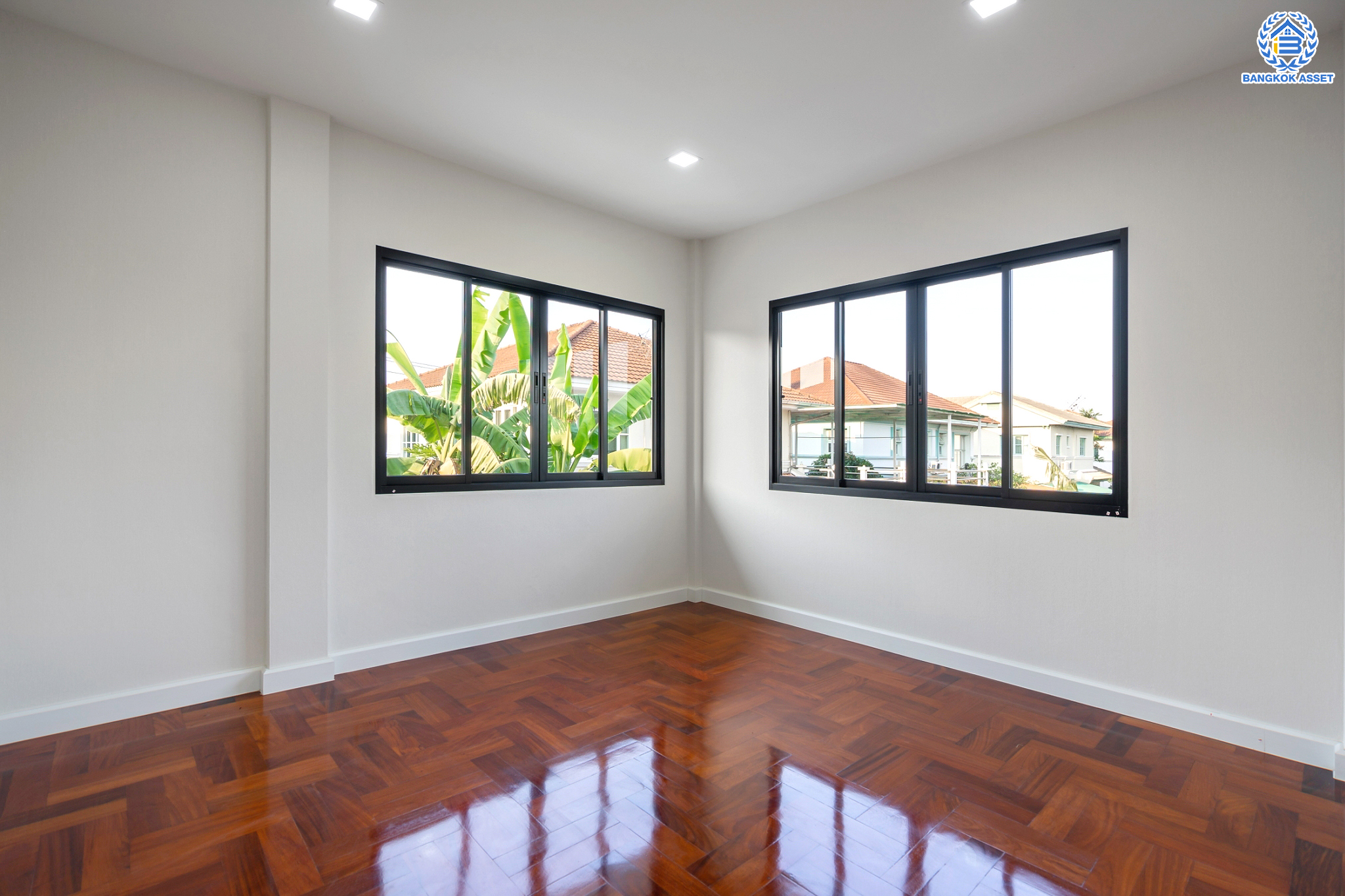 บ้านมือสองตกแต่งใหม่ หลังใหญ่พิเศษ! ม.มัณฑนา ปิ่นเกล้า-กาญจนาภิเษก (ซ.วัดพระเงิน) หลังมุม เนื้อที่ 128.6 ตร.ว. ฟังก์ชันจัดเต็ม 3 ห้องนอน 4 ห้องน้ำ 1 ห้องแม่บ้าน จอดรถได้ถึง 3 คัน เดินทางสะดวกสบาย บนทำเลติดถนนใหญ่ ใกล้เซ็นทรัลเวสต์เกต รถไฟฟ้าสายสีม่วง "สถานีตลาดบางใหญ่" และทางด่วนศรีรัช